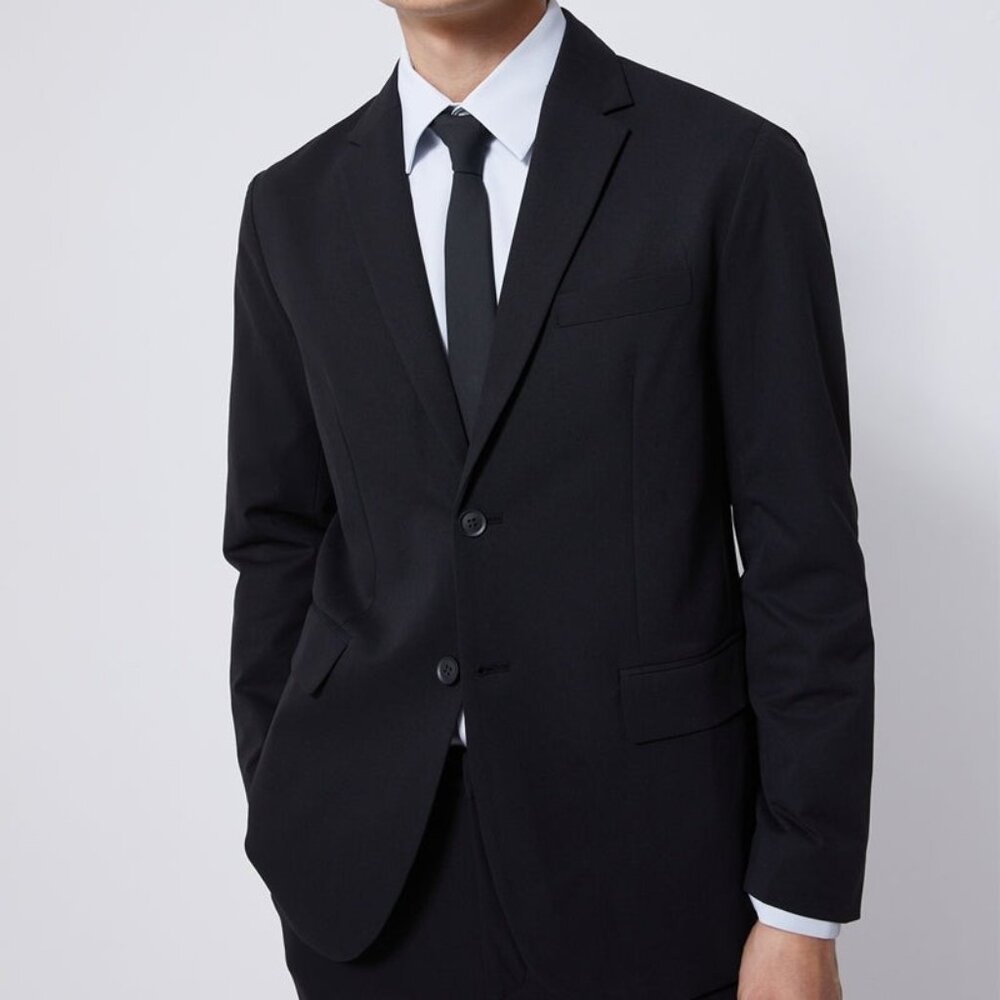 FYNE Black Performance Water Repellent Blazer